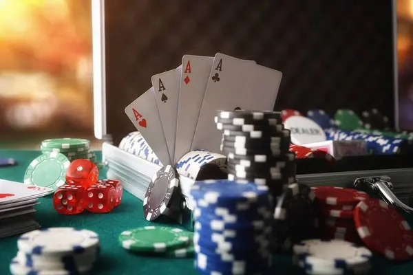 Live-dealer interface with chat